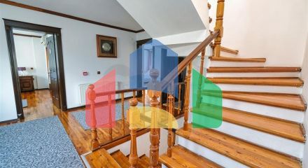 Вилла планировки 6+1 в районе Кемер - Анталия