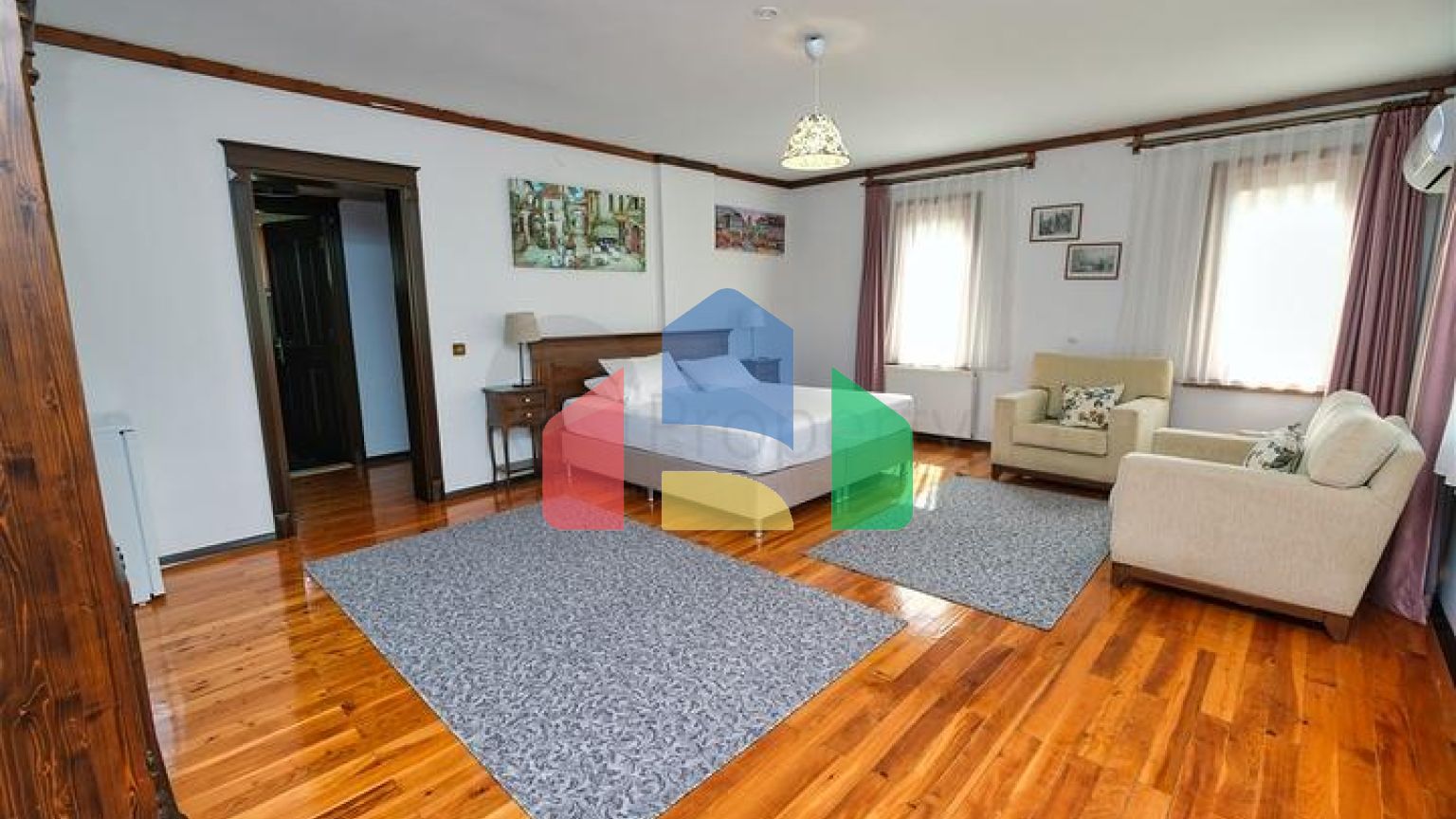 Вилла планировки 6+1 в районе Кемер - Анталия