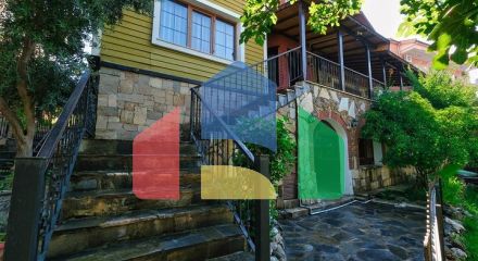 Вилла планировки 6+1 в районе Кемер - Анталия