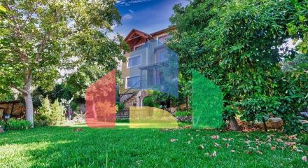 Вилла планировки 6+1 в районе Кемер - Анталия