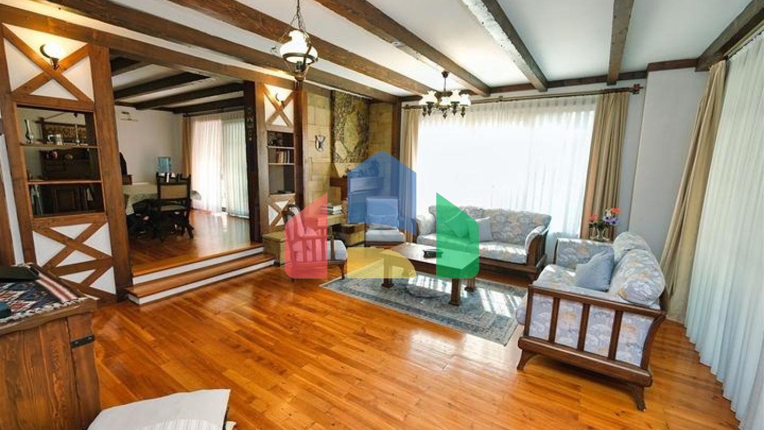 Вилла планировки 6+1 в районе Кемер - Анталия