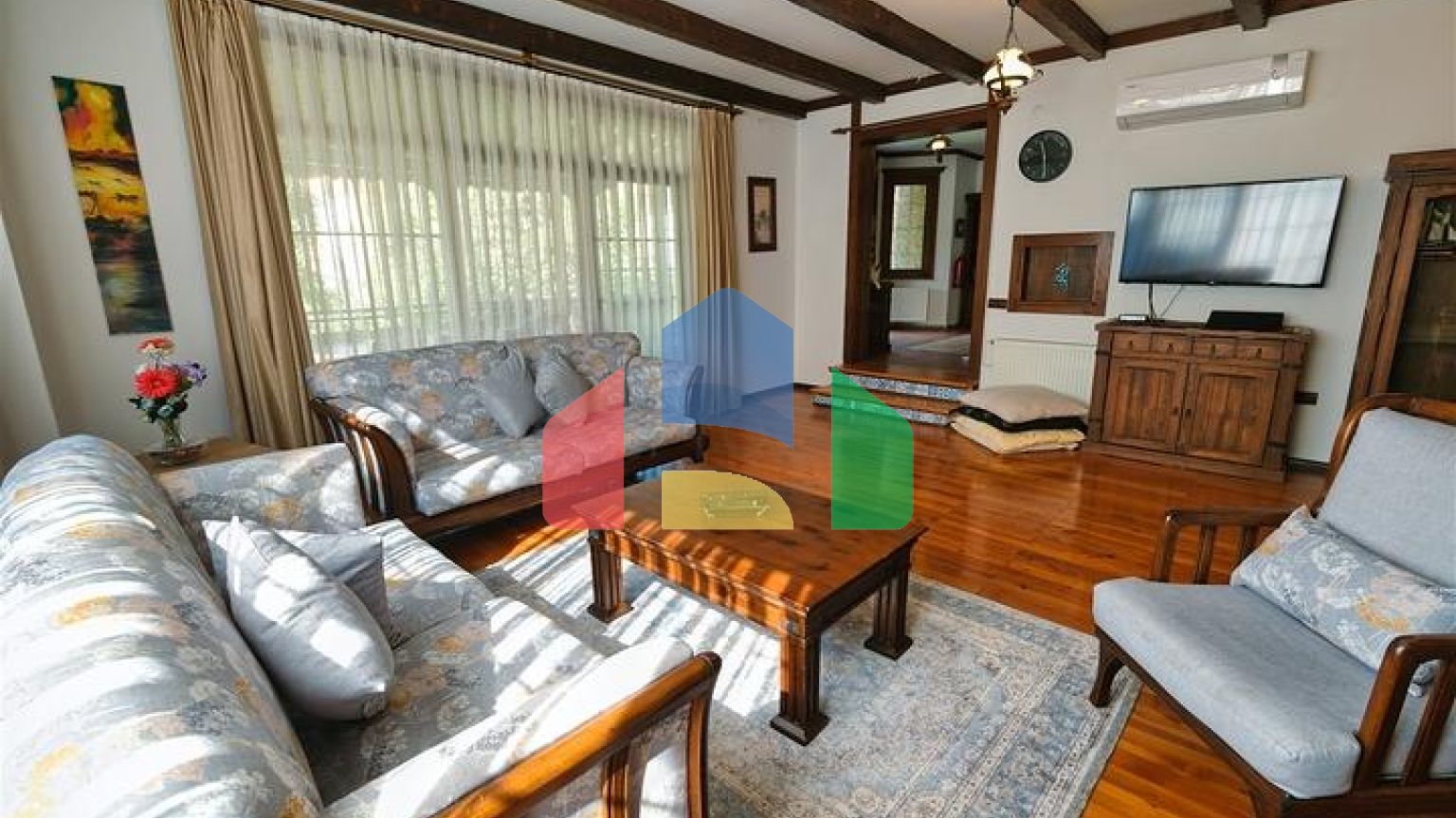 Вилла планировки 6+1 в районе Кемер - Анталия