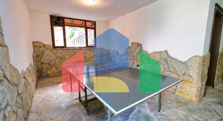 Вилла планировки 6+1 в районе Кемер - Анталия