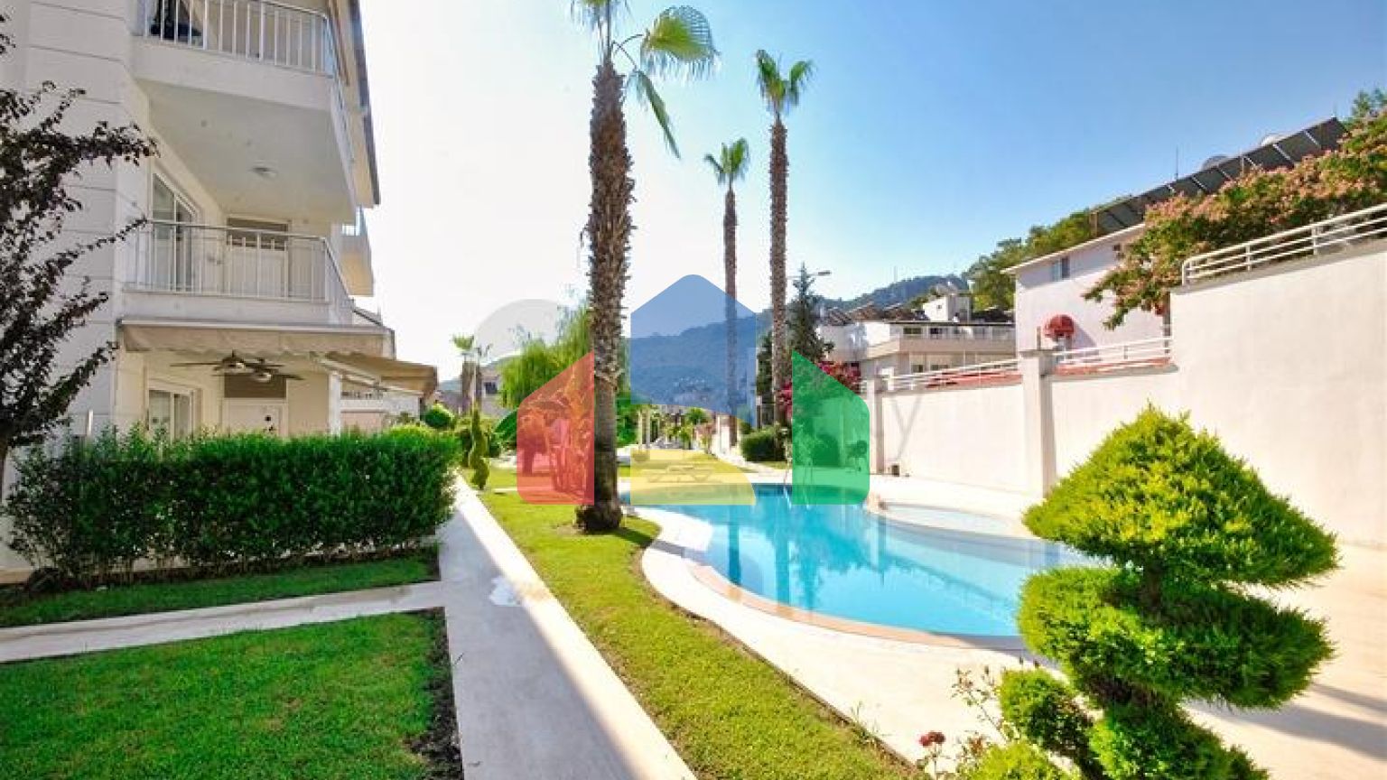 Квартира планування 2 + 1 дуплекс в районі Кемер-Анталія