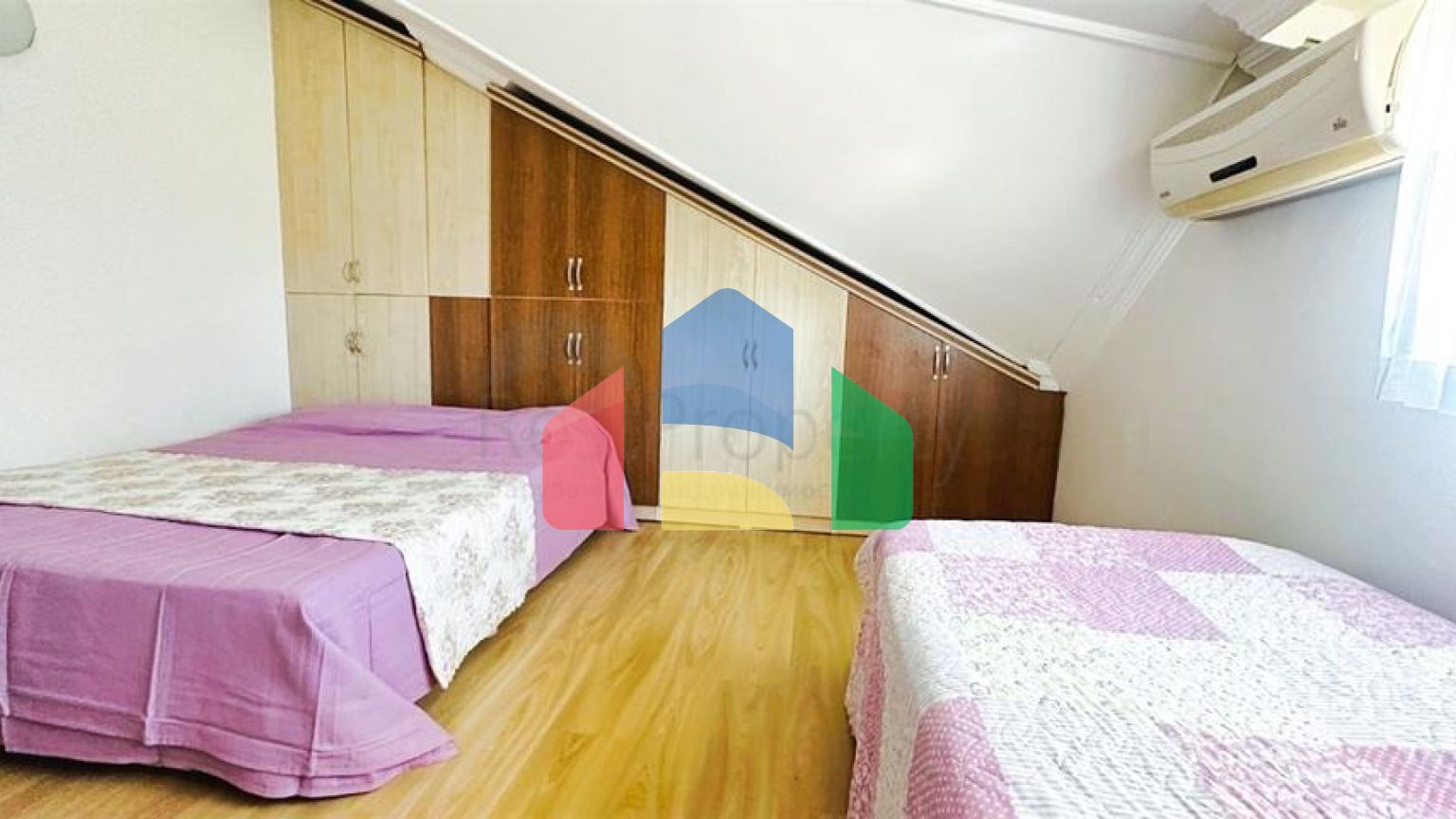 Квартира планировки 2+1 дуплекс в районе Кемер - Анталия