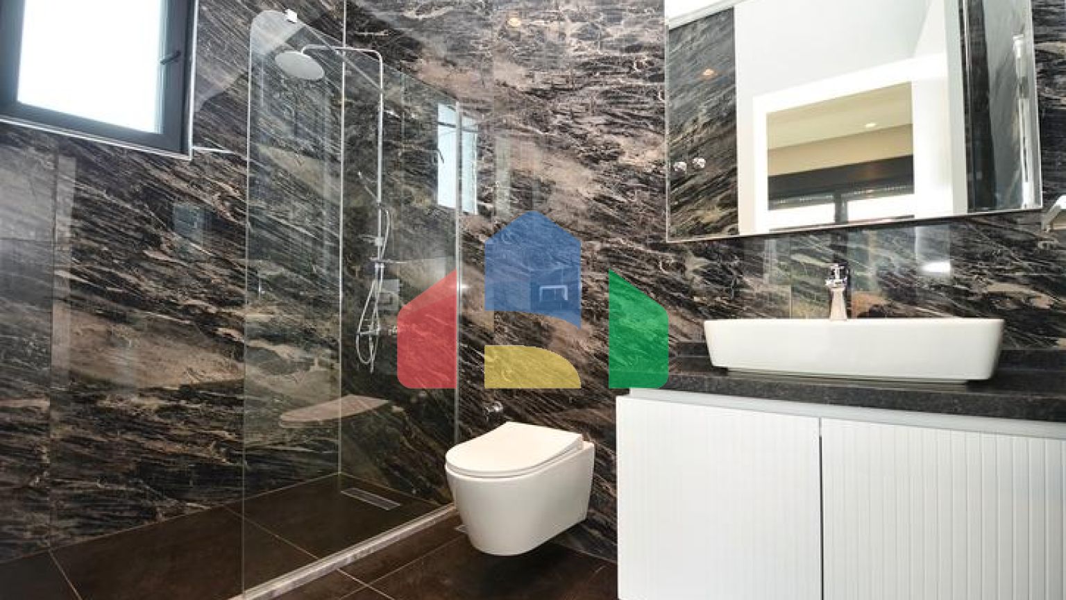 Виллы планировки 4+2 и 9+3 в районе Кемер - Анталия