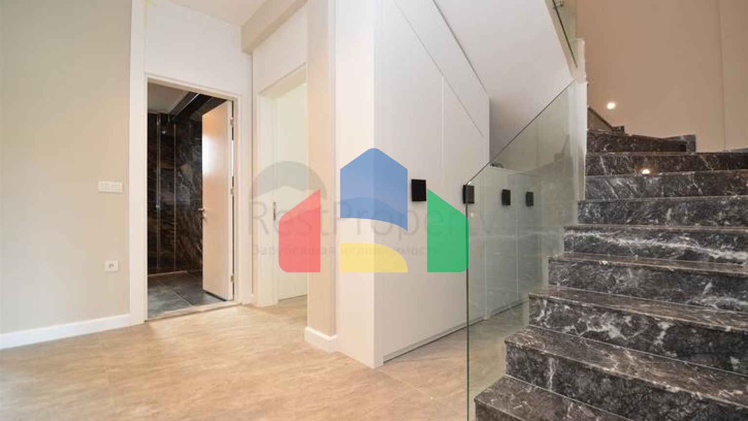 Виллы планировки 4+2 и 9+3 в районе Кемер - Анталия