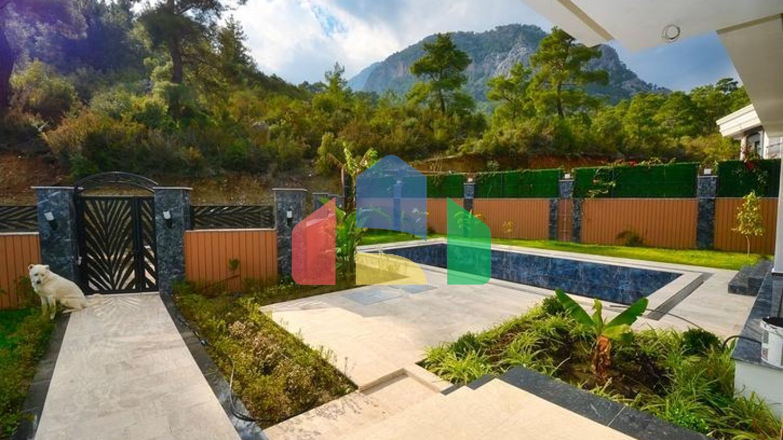 Виллы планировки 4+2 и 9+3 в районе Кемер - Анталия