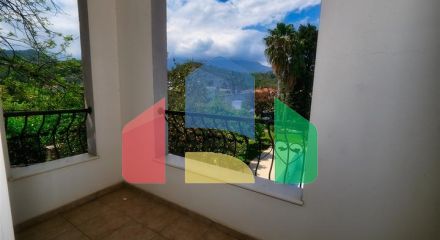 Вілла планування 4 + 2 в районі Кемер-Анталія