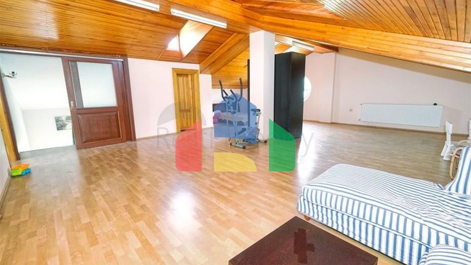 Вілла планування 4 + 2 в районі Кемер-Анталія