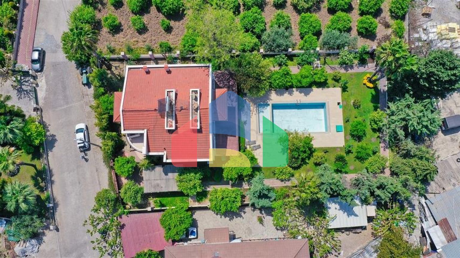 Вілла планування 4 + 2 в районі Кемер-Анталія