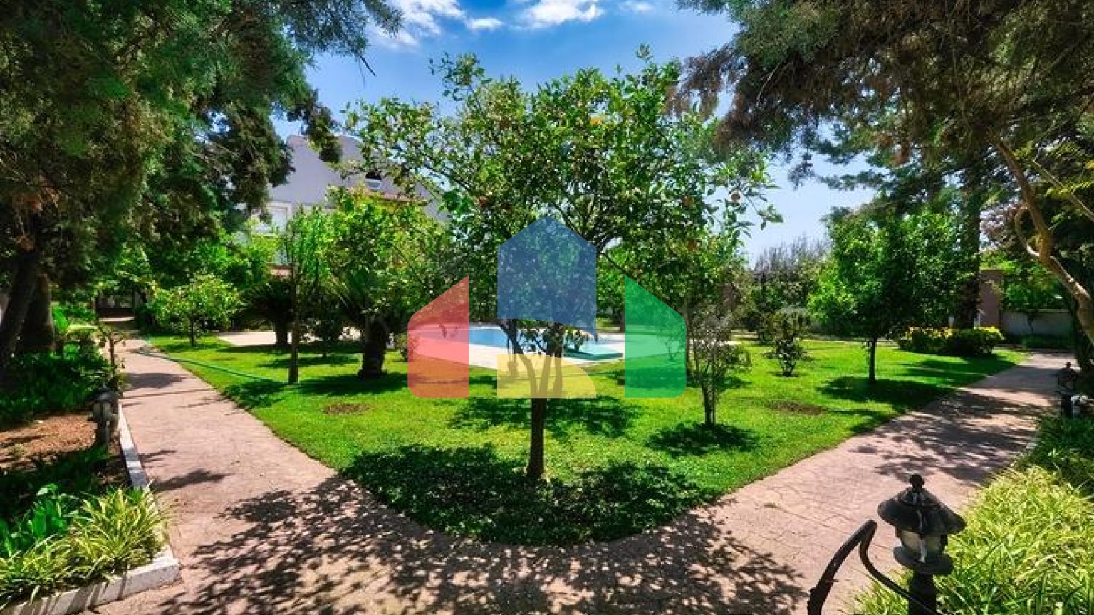 Вілла планування 4 + 2 в районі Кемер-Анталія