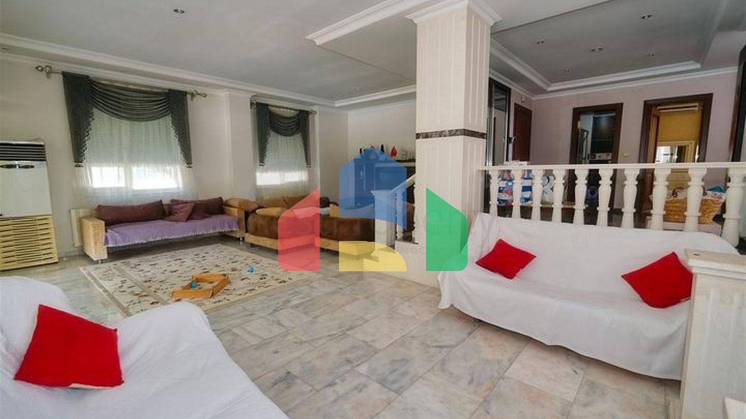 Вілла планування 4 + 2 в районі Кемер-Анталія