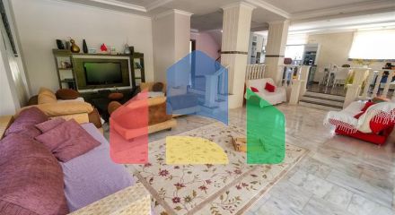 Вілла планування 4 + 2 в районі Кемер-Анталія