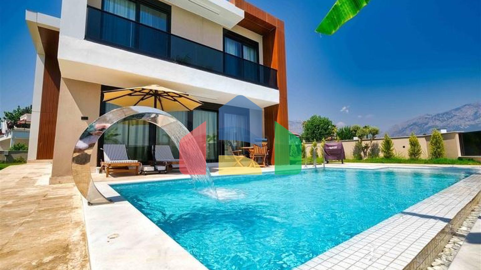 Вілли в мікрорайоні Чамюва, Кемер-Анталія .