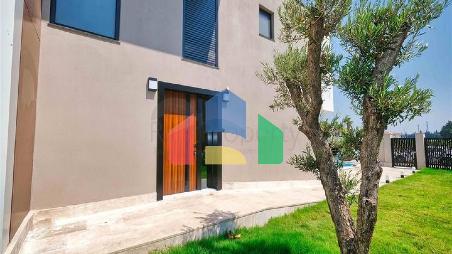 Вілли в мікрорайоні Чамюва, Кемер-Анталія .