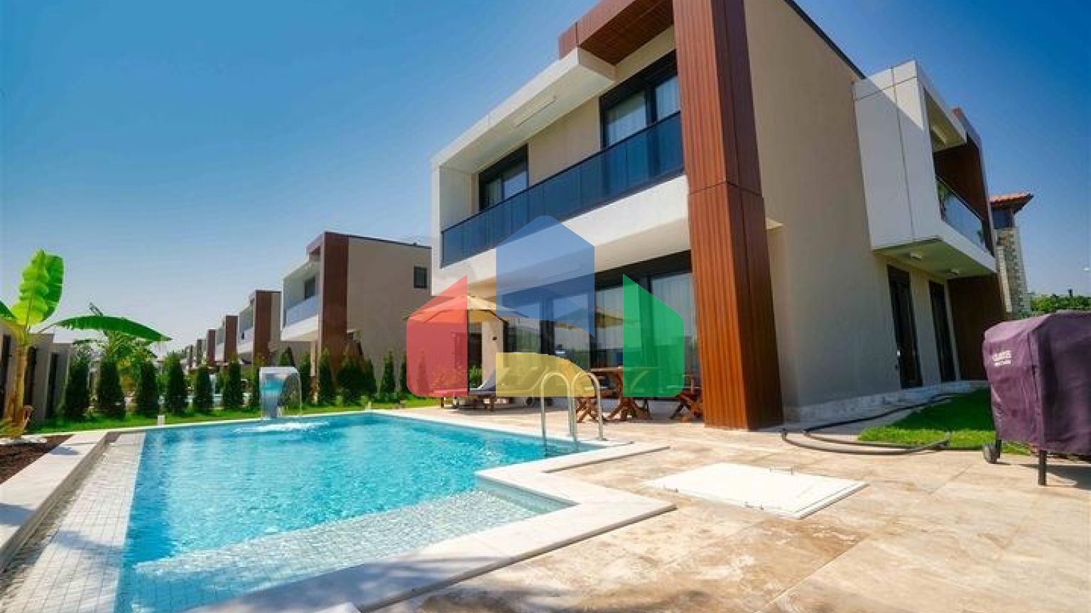 Вілли в мікрорайоні Чамюва, Кемер-Анталія .