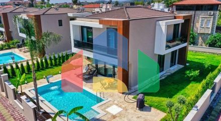 Вілли в мікрорайоні Чамюва, Кемер-Анталія .