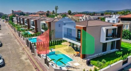 Вілли в мікрорайоні Чамюва, Кемер-Анталія .