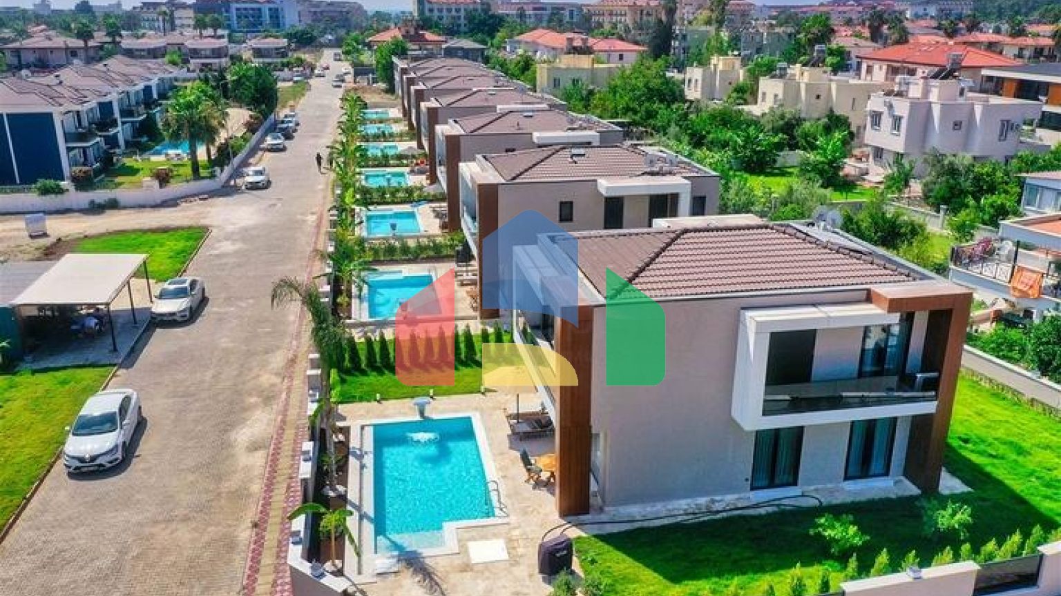 Вілли в мікрорайоні Чамюва, Кемер-Анталія .