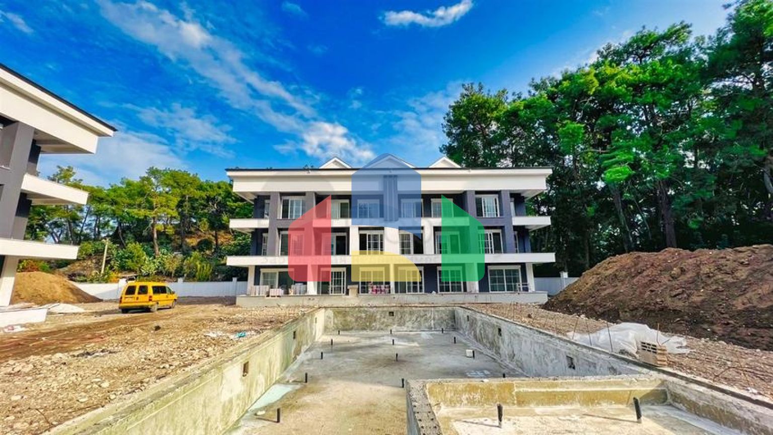 Квартира планування 3 + 1 в районі Кемер - Анталія