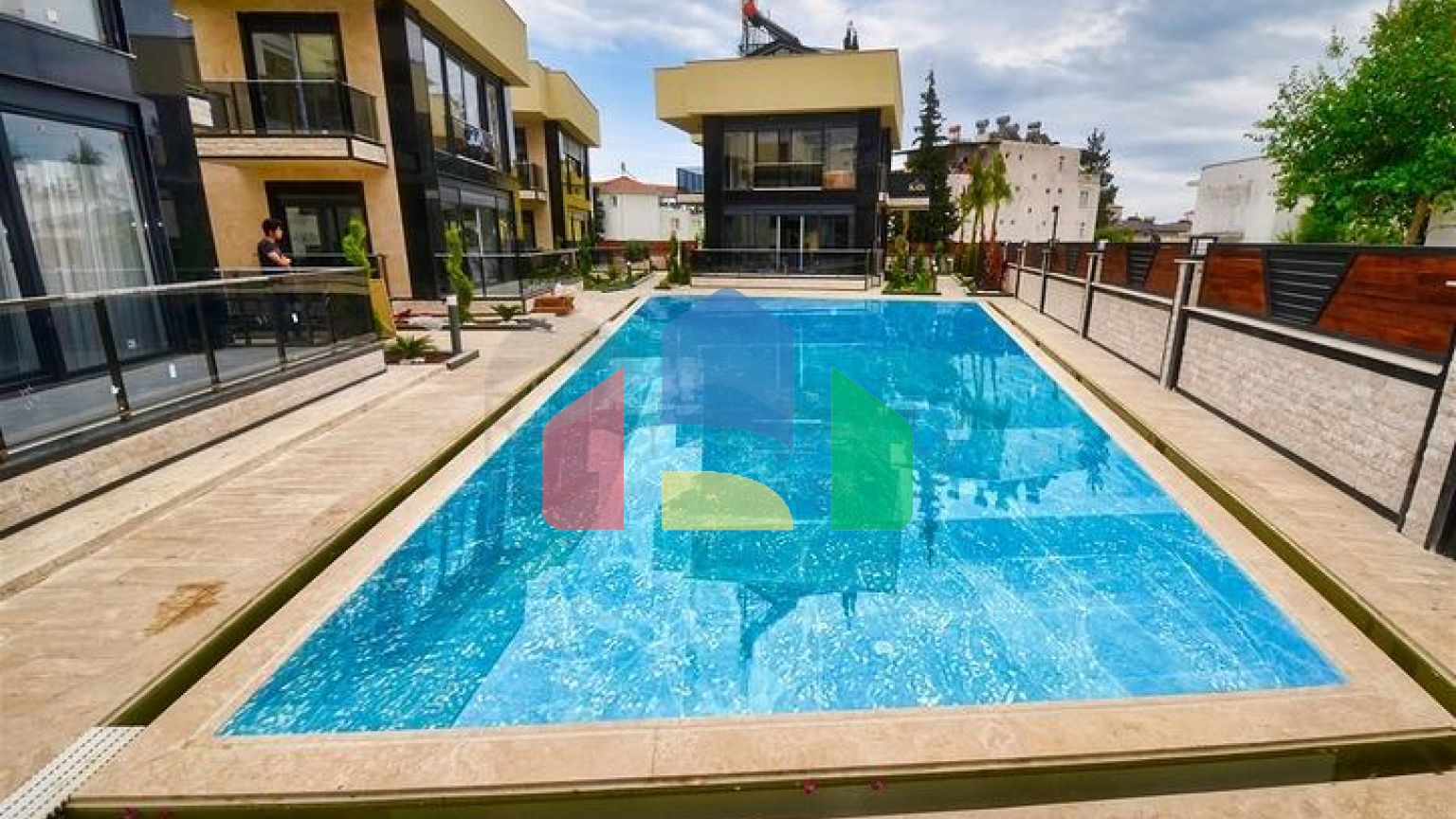 Вілли планування 4 + 1 в районі Кемер - Анталія