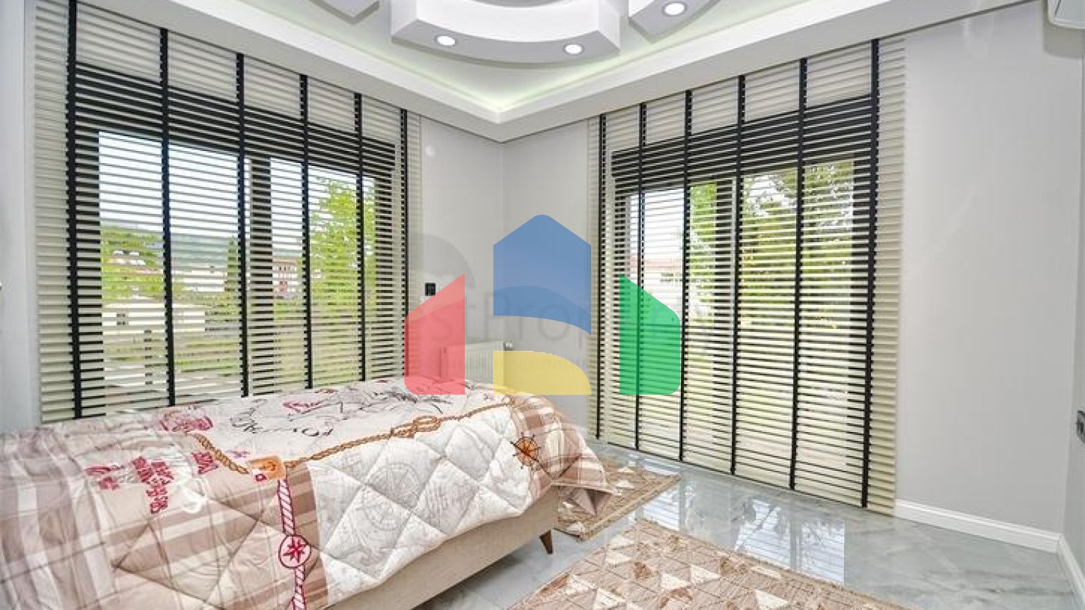 Вілли планування 4 + 1 в районі Кемер - Анталія