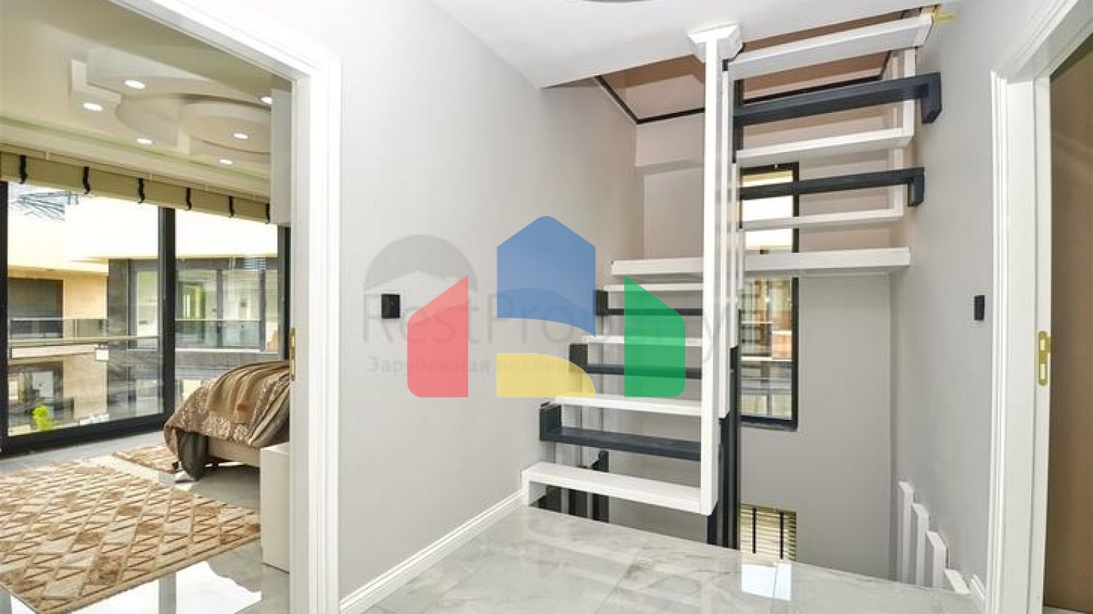 Вілли планування 4 + 1 в районі Кемер - Анталія