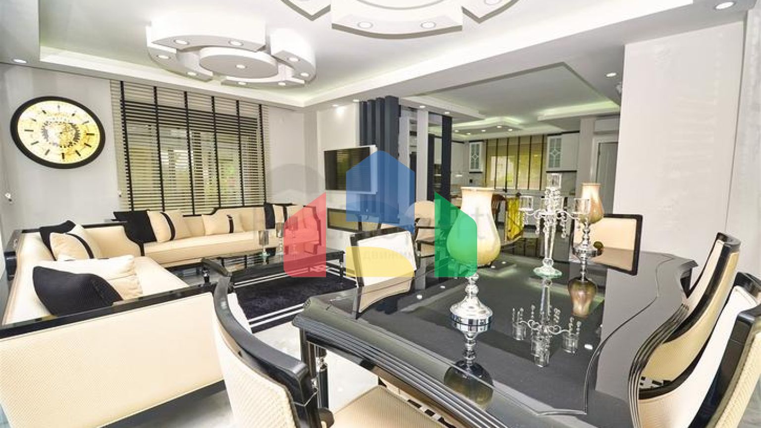 Вілли планування 4 + 1 в районі Кемер - Анталія