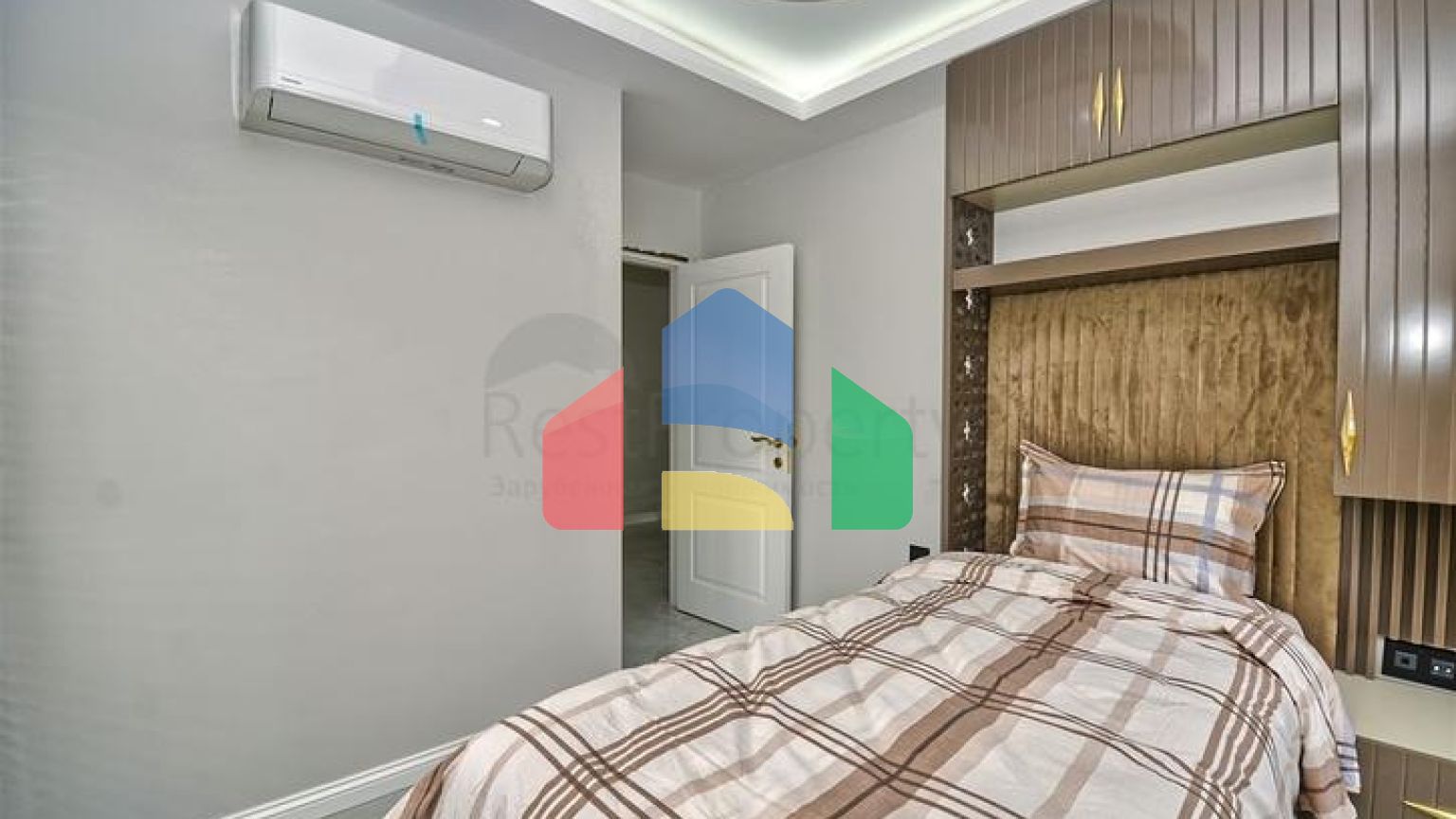 Вілли планування 4 + 1 в районі Кемер - Анталія