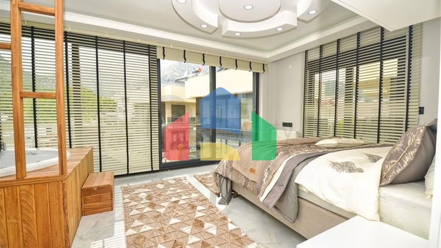 Вілли планування 4 + 1 в районі Кемер - Анталія