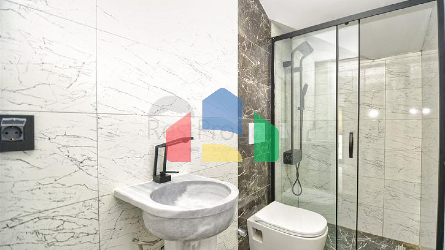 Вілли планування 4 + 1 в районі Кемер - Анталія