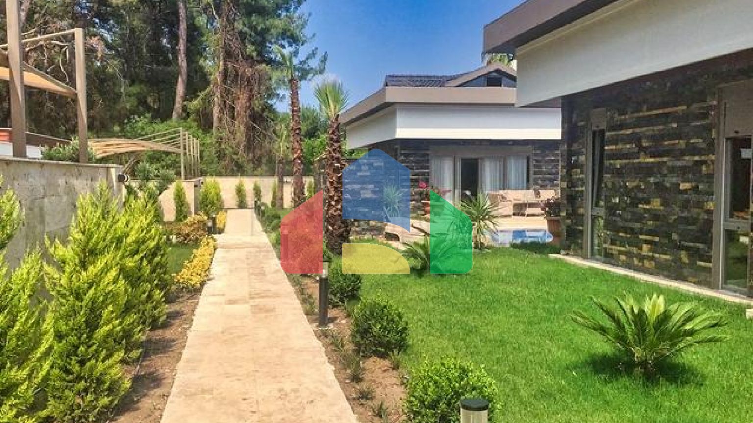 Вилла планировки 4+1 в микрорайоне Асланбуджак - Анталия