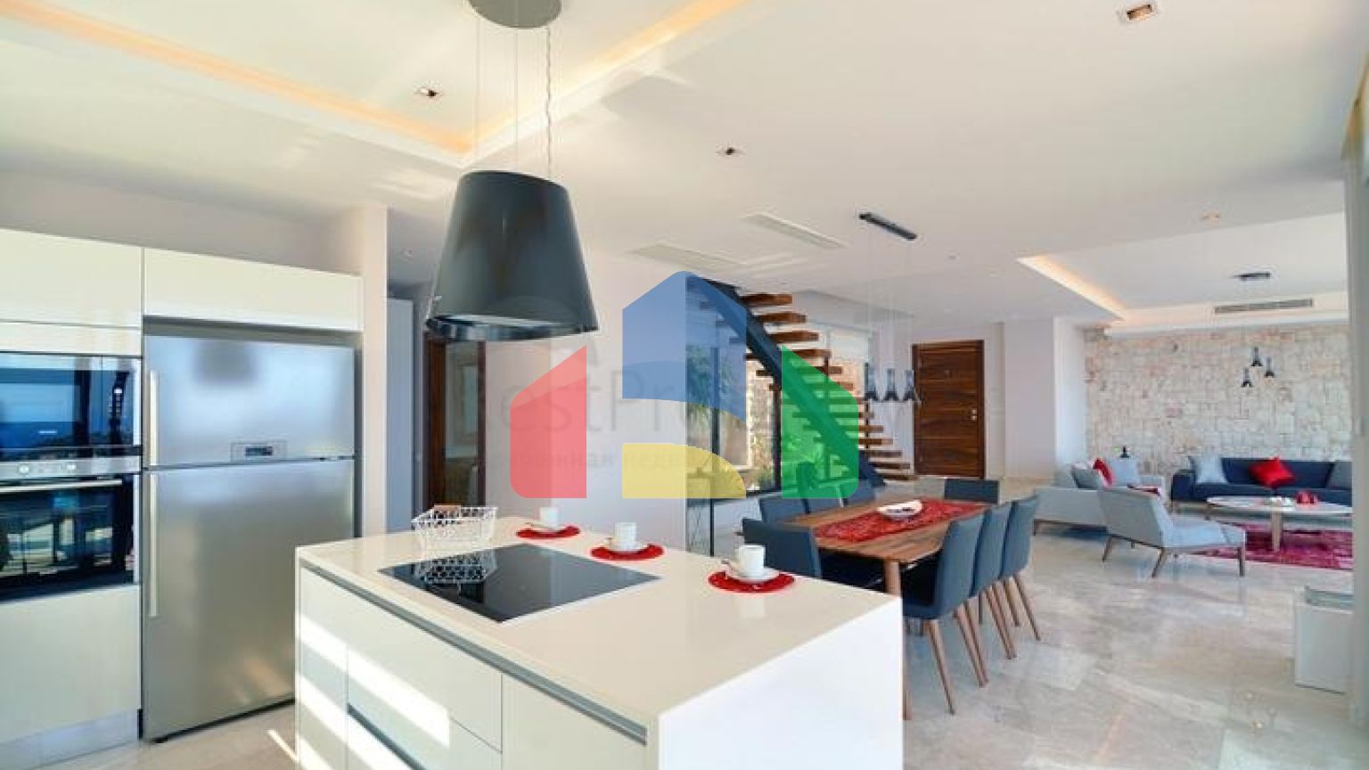 Великолепная вилла с видом на море в Калкане