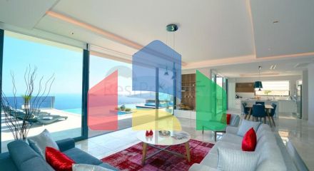 Великолепная вилла с видом на море в Калкане Великолепная вилла с видом на море в Калкане