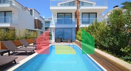 Вилла с потрясающим видом в Калкане Вилла с потрясающим видом в Калкане