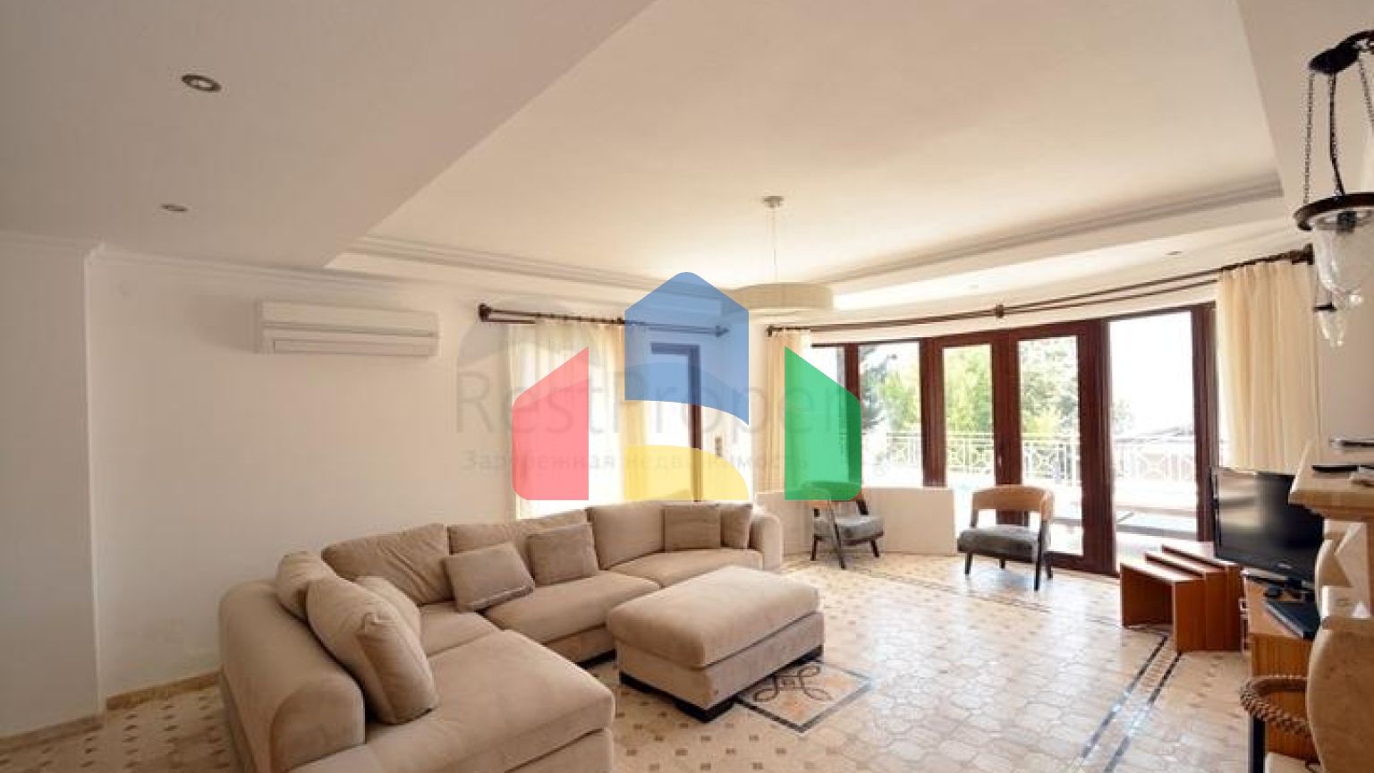 Прекрасная вилла с видом на море в районе Каламар, Калкан