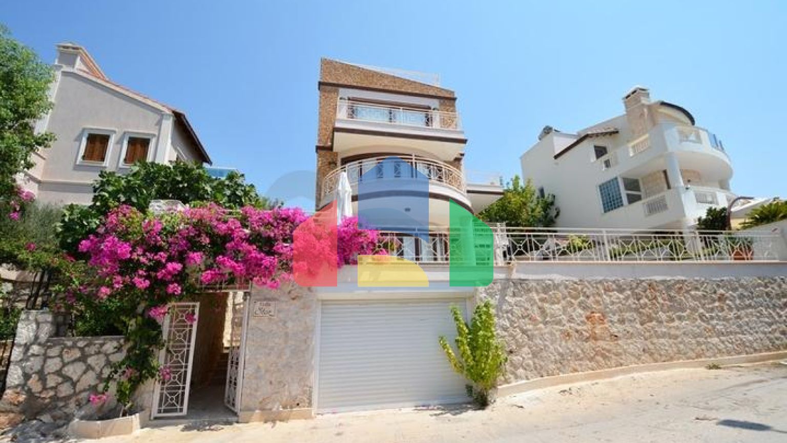 Прекрасная вилла с видом на море в районе Каламар, Калкан