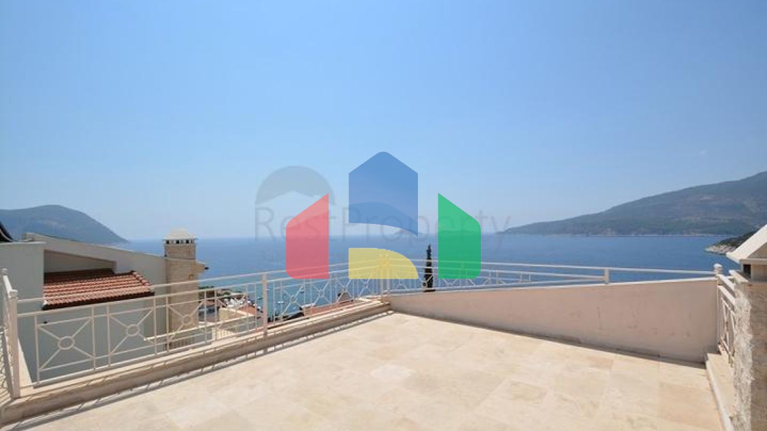 Прекрасная вилла с видом на море в районе Каламар, Калкан