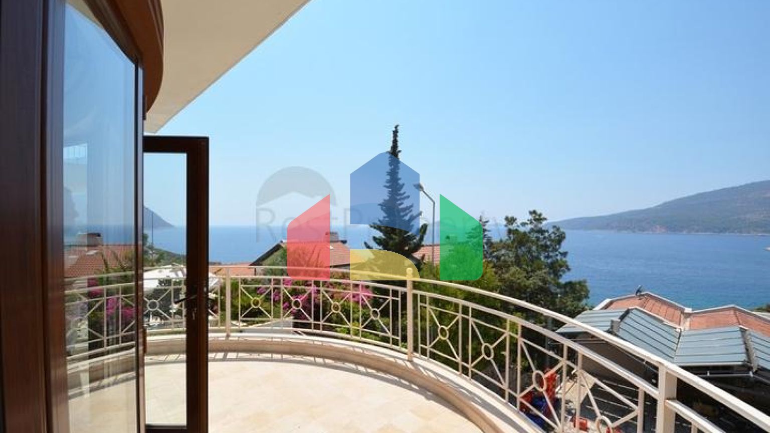 Прекрасная вилла с видом на море в районе Каламар, Калкан