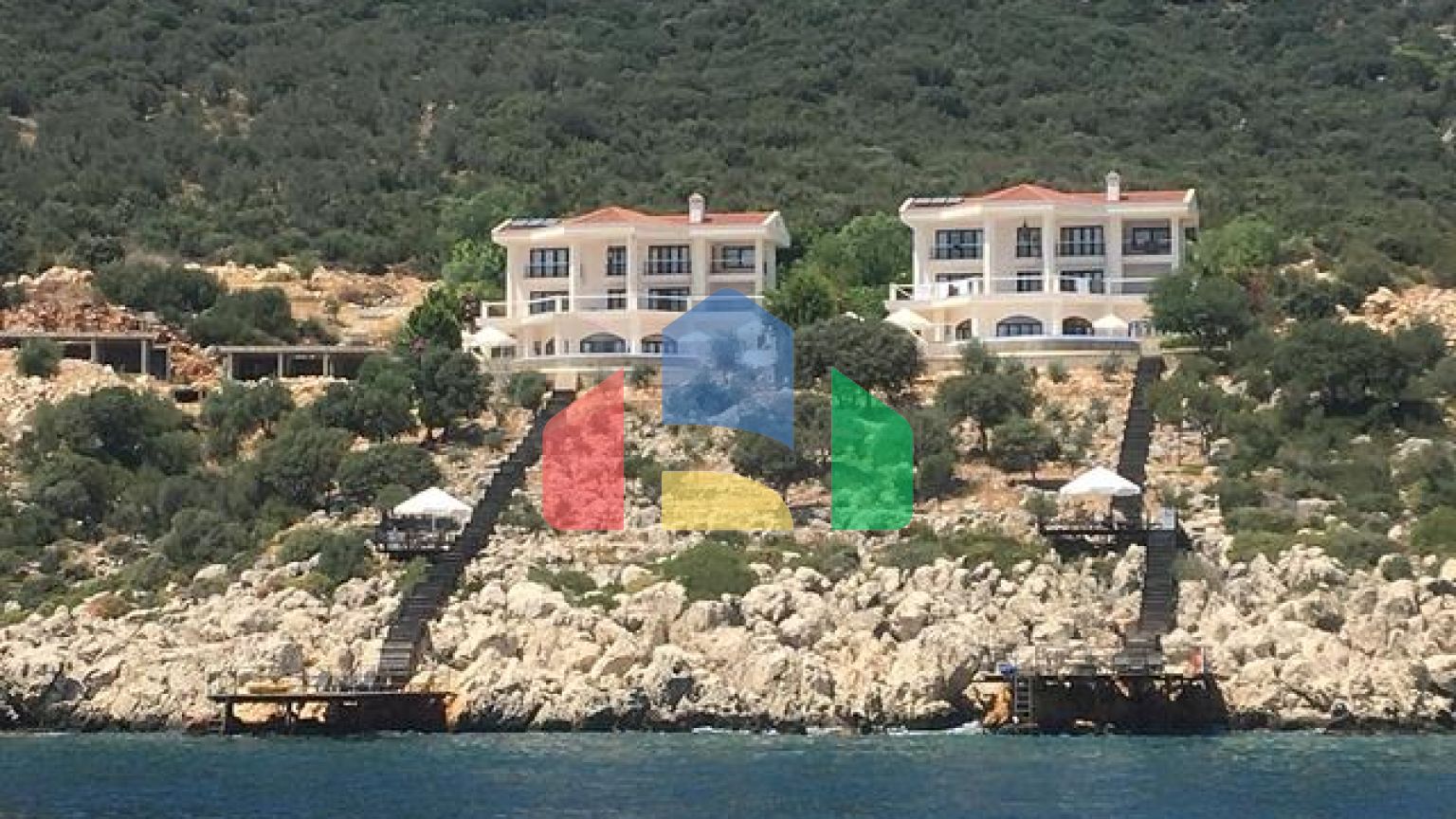 Эксклюзивные виллы 5+1 с видом на море в Калкане