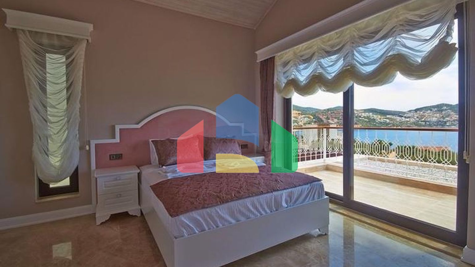 Вилла 4+1 с видом на море в Калкане