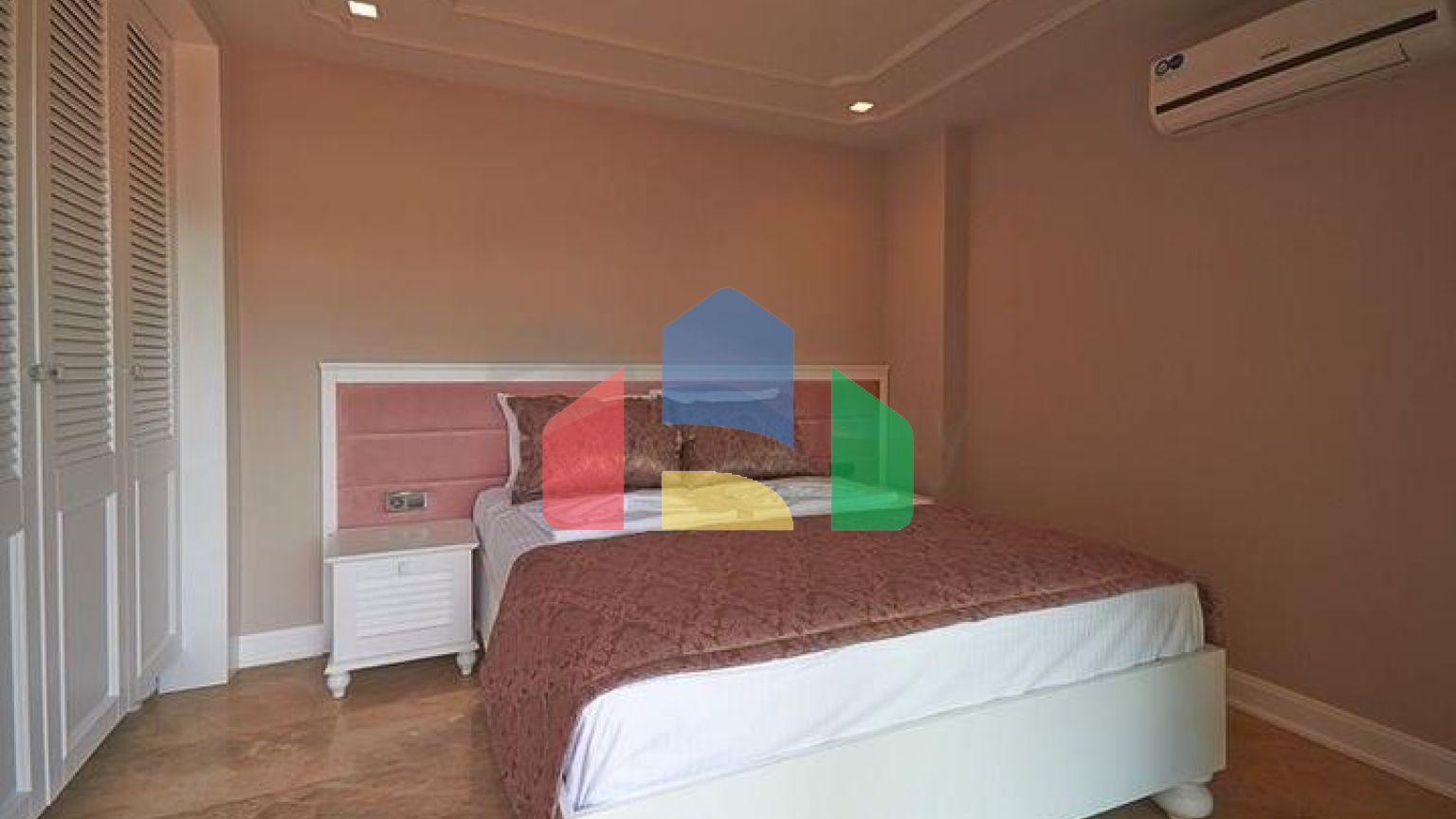 Вилла 4+1 с видом на море в Калкане