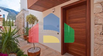 Вилла 4+1 с видом на море в Калкане