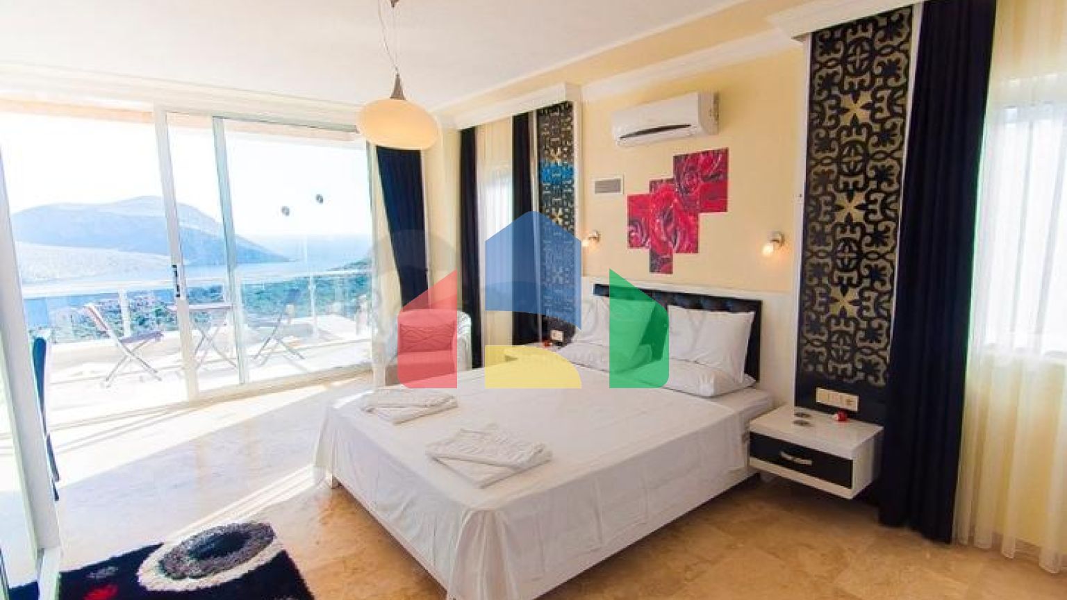 Удивительная вилла с видом на море в Калкане, Анталья