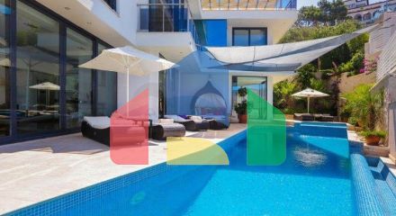 Элитная вилла в Калкане с видом на море