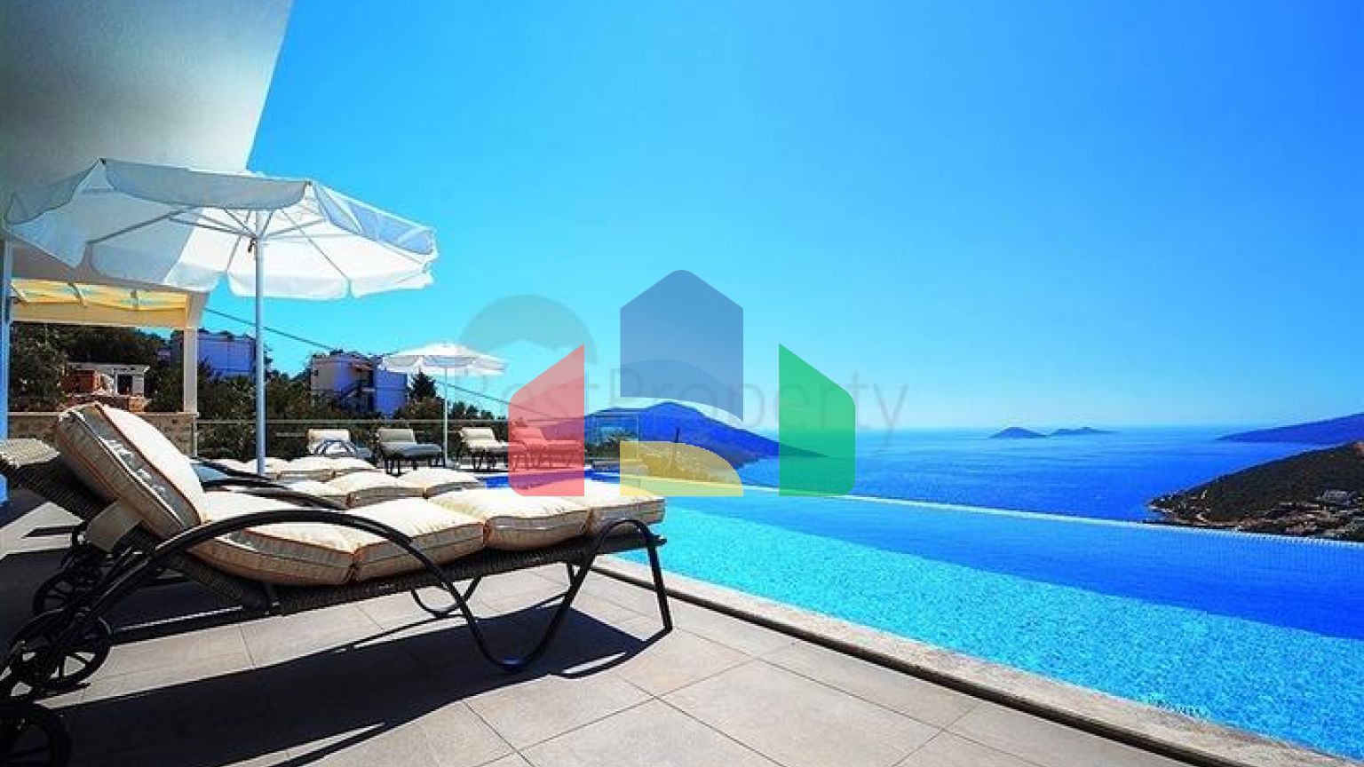 Приватна вілла 5 + 1 у Калкані з видом на море та острови