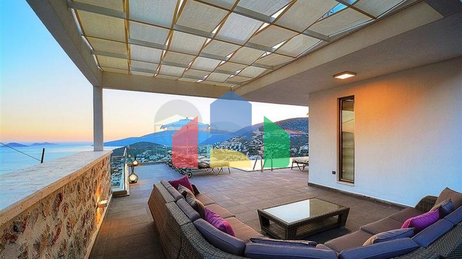 Приватна вілла 5 + 1 у Калкані з видом на море та острови