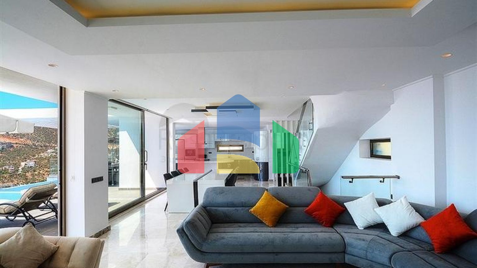 Приватна вілла 5 + 1 у Калкані з видом на море та острови