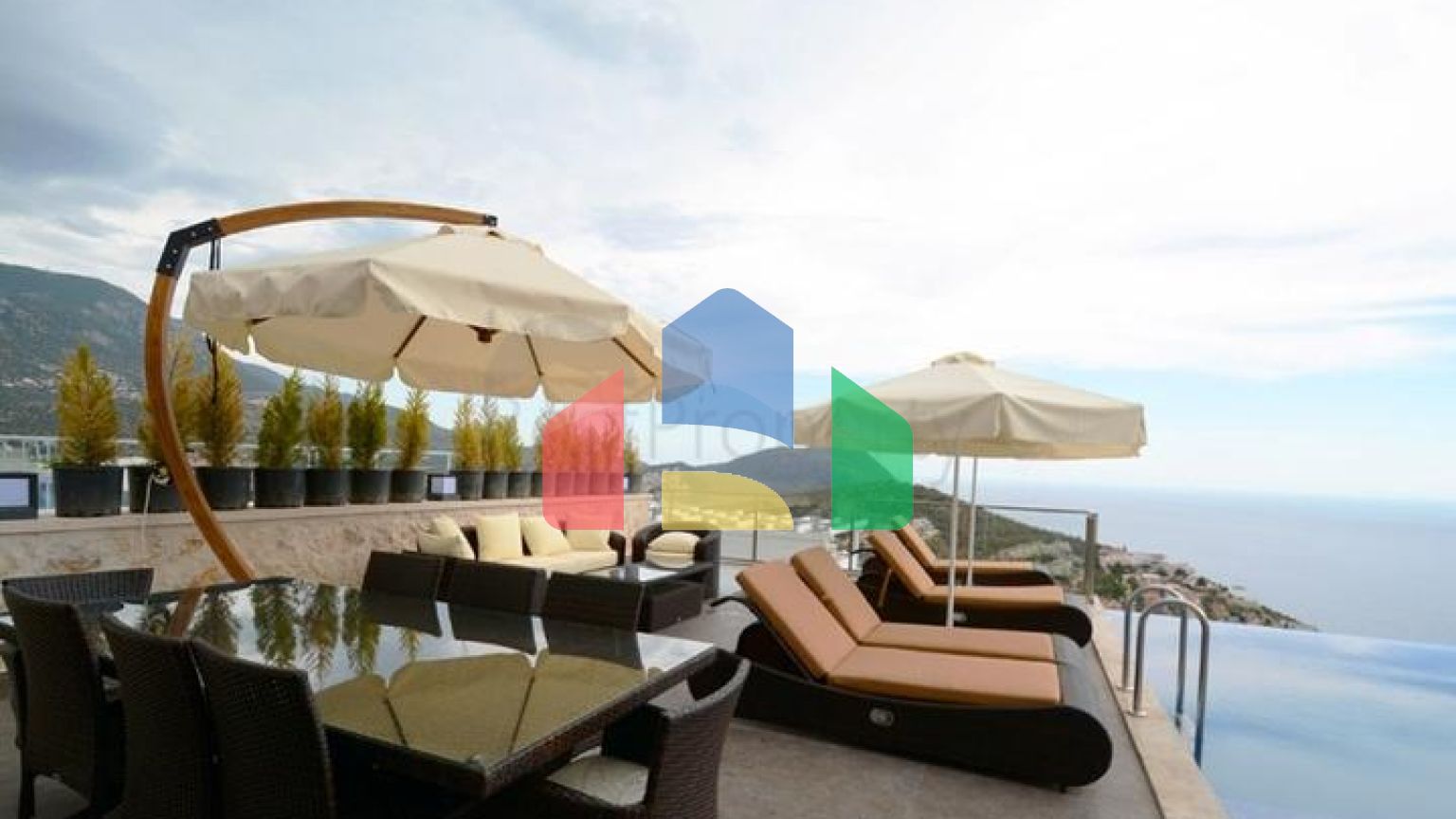 Очаровательная вилла с видом на море в Калкане